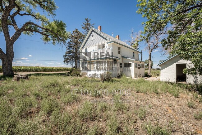 Building Photo - 1530 33rd Ln