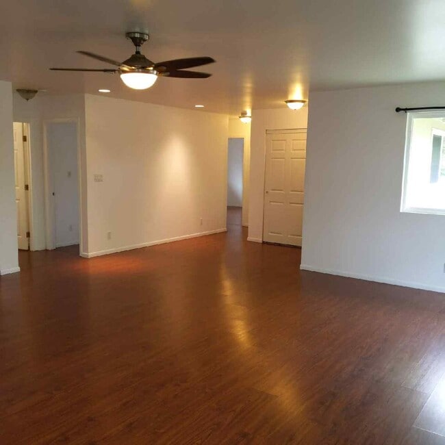 Building Photo - KAILUA -  Single Family HOME 3BR / 3BA + STUDIO WITH FULL BATH / CARPORT
