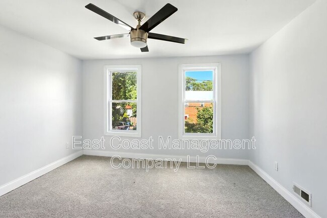 Building Photo - 3103 Rosekemp Ave