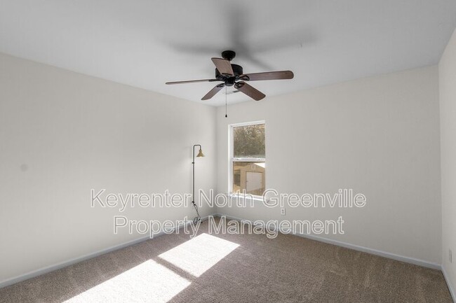 Building Photo - 124 Scottish Ave