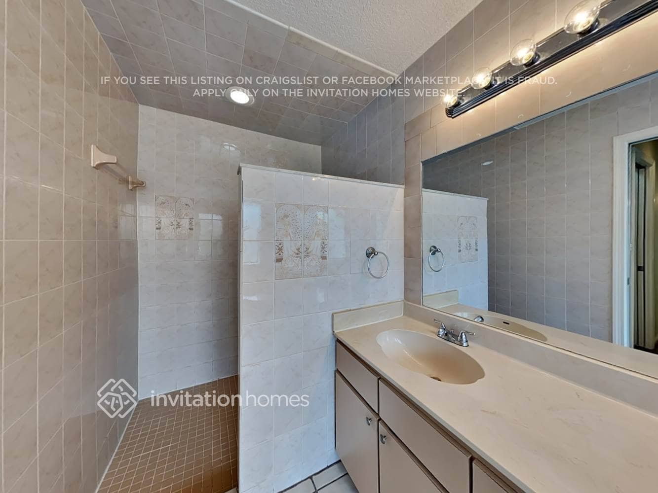 Building Photo - 147 Heron Pkwy