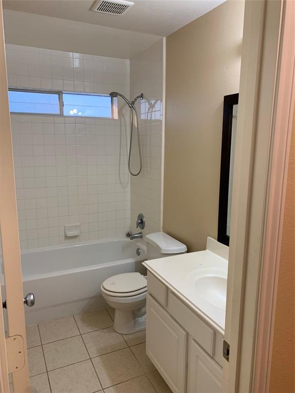 Building Photo - 5429 Lilac Grove Ln