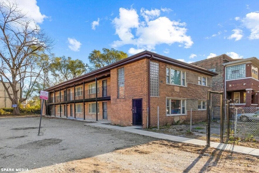Building Photo - 7617 S Colfax Ave