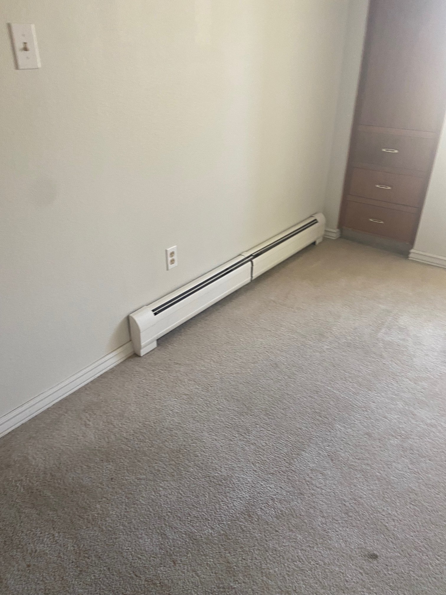 Building Photo - 590 Logan St