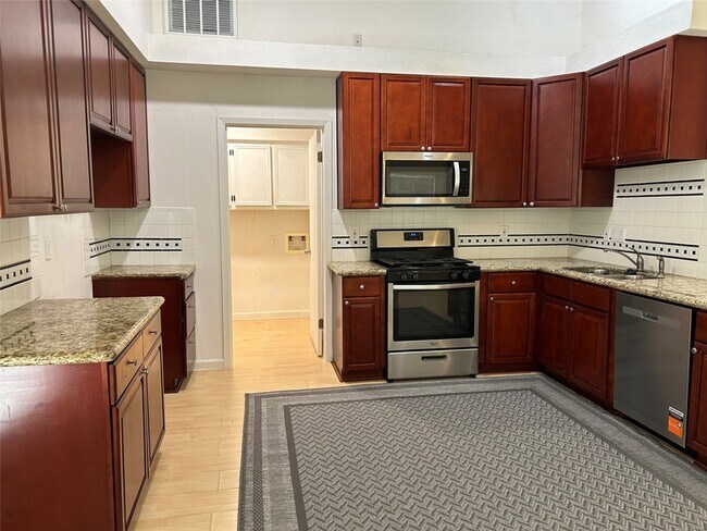 Building Photo - 30443 Arborg Dr
