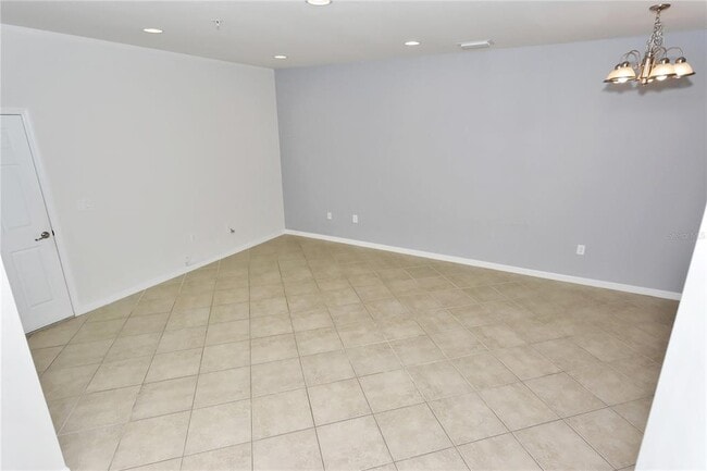 Building Photo - 7930 Moonstone Dr