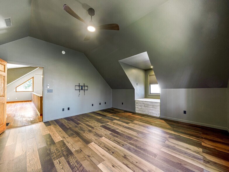 Building Photo - 180 Canaday Dr