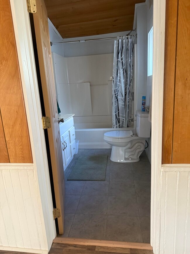 Building Photo - 1715 Co Rd 11