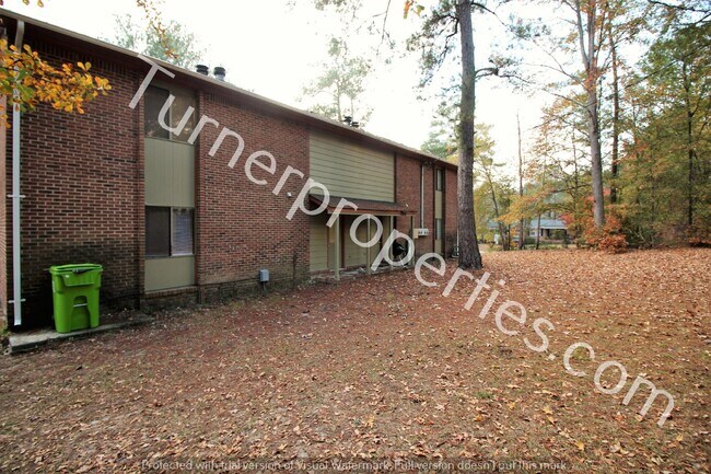 Building Photo - 1682 Horseshoe Dr. Unit B, Columbia S.C. 2...