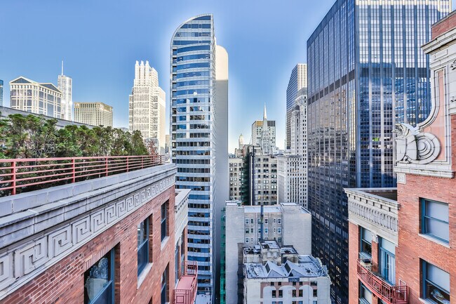 Building Photo - 71 Lower Wacker Dr