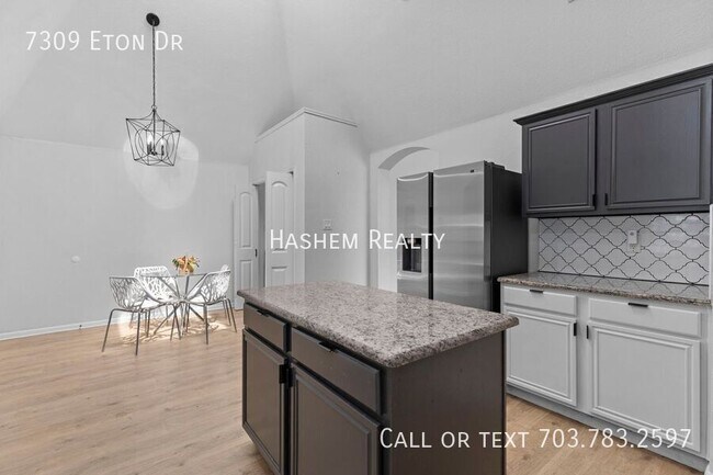 Building Photo - 7309 Eton Dr