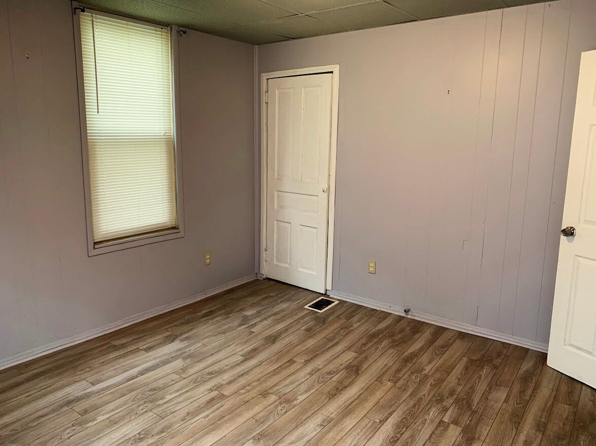 Building Photo - 5435 Kincaid St