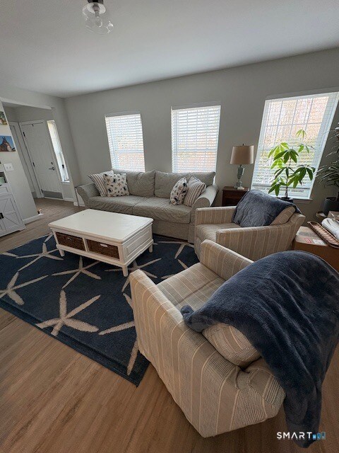 Building Photo - 77 Lyme St