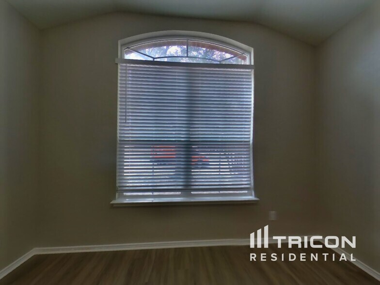 Building Photo - 6258 Ozona Mill