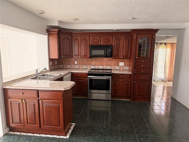 Building Photo - 2150 Courtland Cir