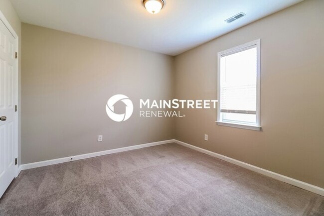 Building Photo - 3 Bedroom Pet-Friendly Home in Willow Spring, NC with Main Street Renewal