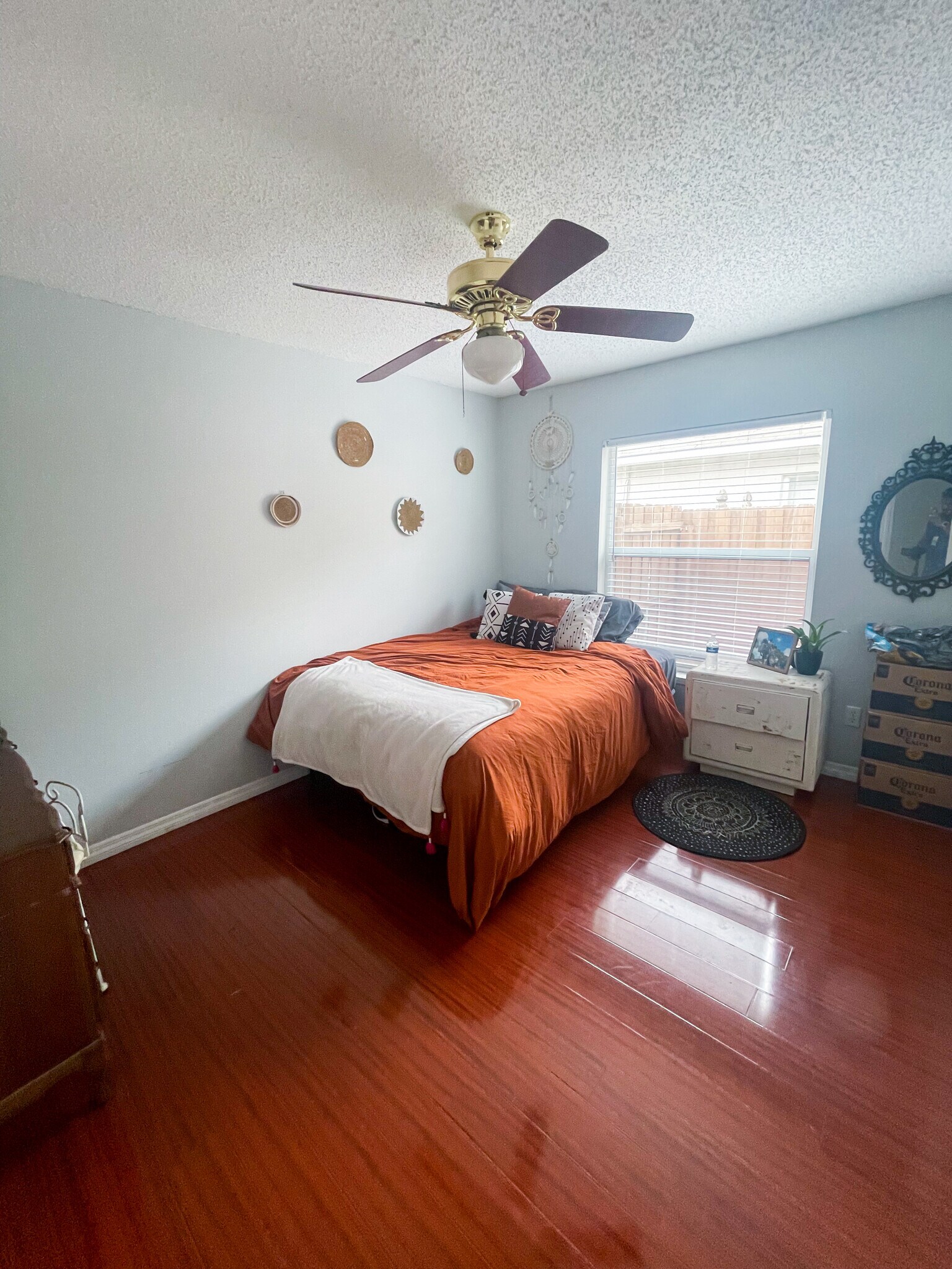 Building Photo - 4119 Forest Island Dr