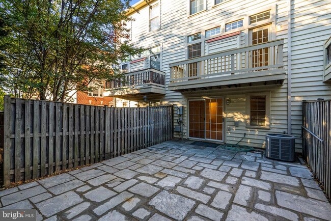 Building Photo - 3110 9th Rd N