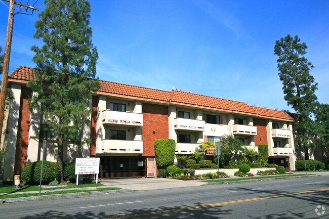 Building Photo - 5421 Kester Ave