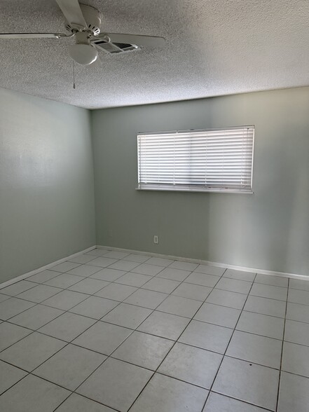 Building Photo - 17805 Bascom St