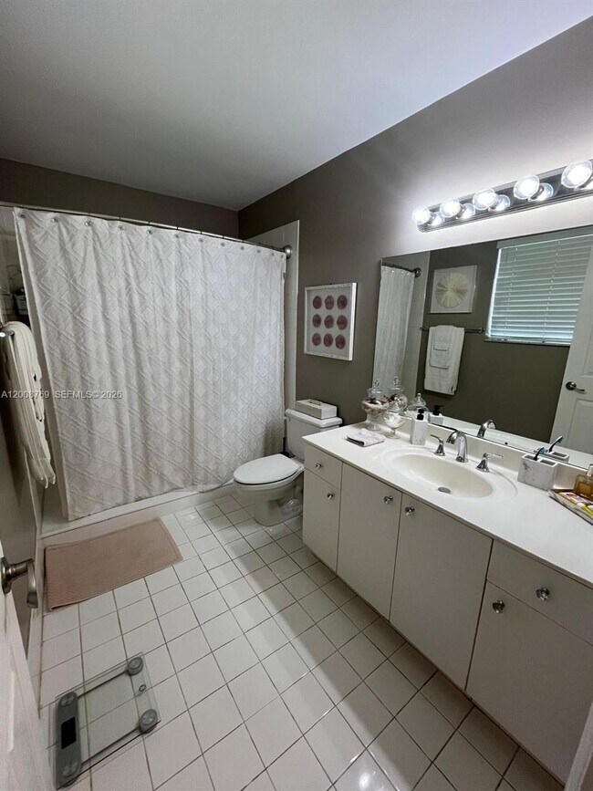 Building Photo - 7451 SW 163rd Ct