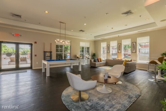 Building Photo - 56 Brownstone Way