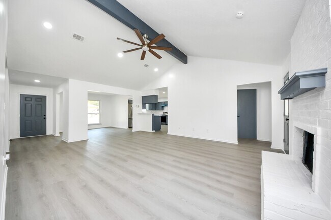 Building Photo - 23002 Grand Rapids Ln