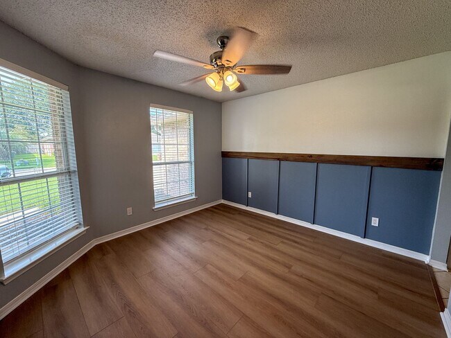 Building Photo - 1137 Carla Dr