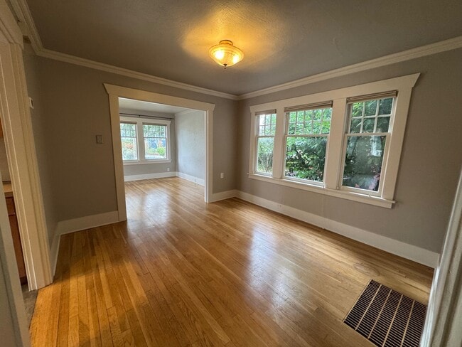 Building Photo - 6247 31st Ave NE