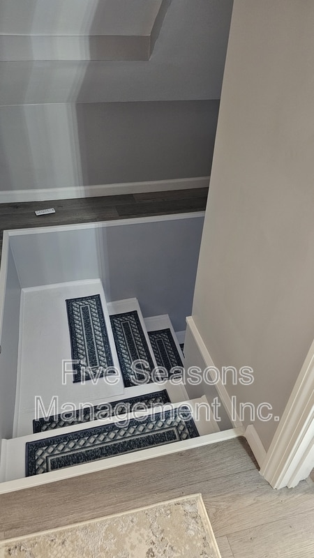 Building Photo - 36 Lafountain St