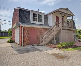 Building Photo - 15324-C Warwick Blvd
