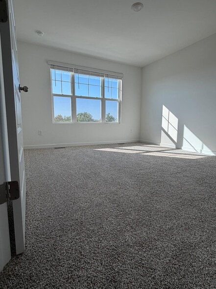 Building Photo - 2167 Yellowstone Blvd