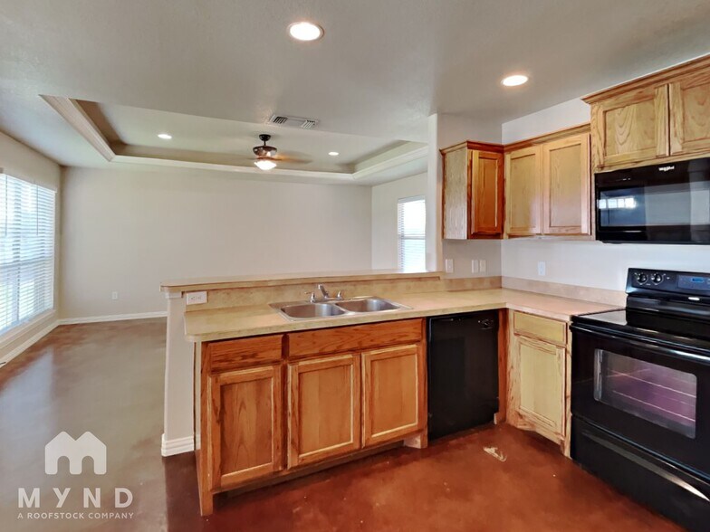 Building Photo - 102 Jolin Ln