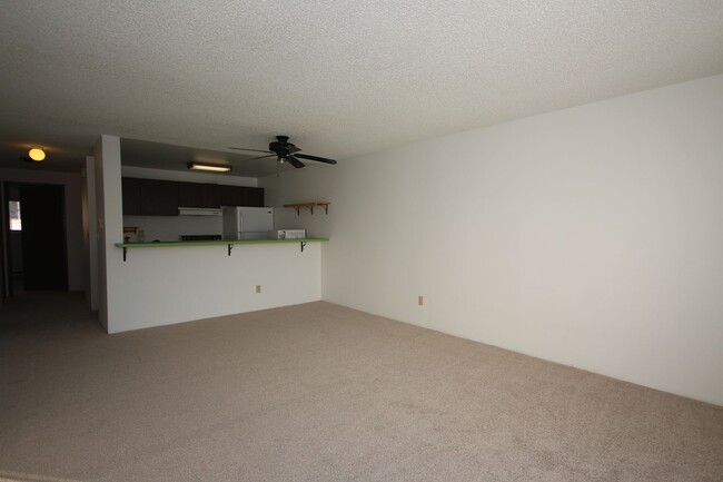 Building Photo - 2 Bedroom Liberty Lake Condo in Federal Way