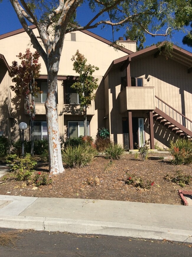 Building Photo - COLLEGE GROVE #98