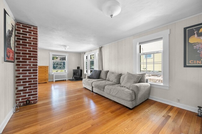 Building Photo - 30 Whitney St