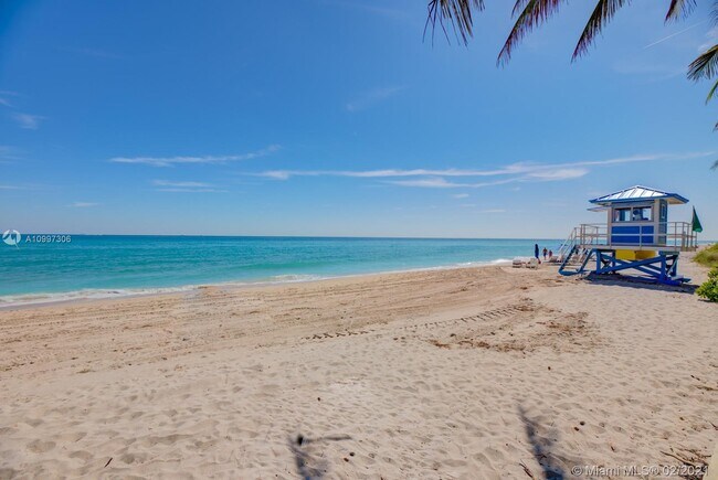 Building Photo - 3001 S Ocean Dr