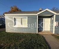 Building Photo - Roseville Lane Apartments