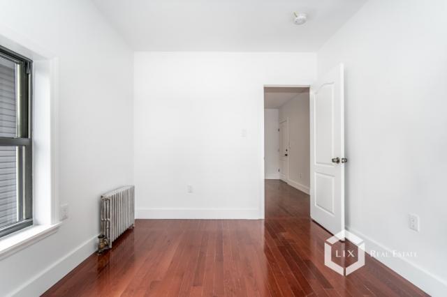 Building Photo - 4 bedroom in BROOKLYN NY 11218