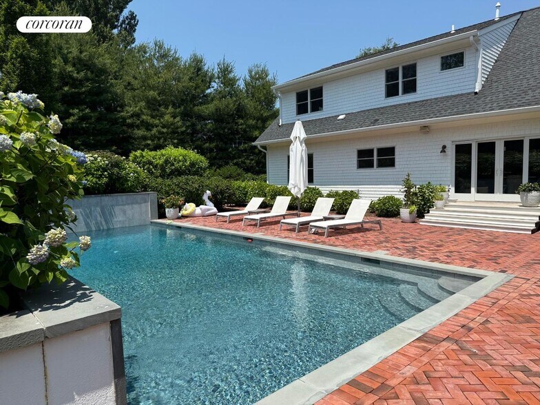 Primary Photo - 20 Sunshine Rd