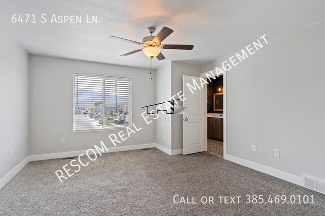 Building Photo - 6471 S Aspen Ln