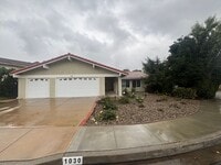 Building Photo - Stunning Single-Story 3-Bedroom Home with 3-Car Garage and Community Pool in Thousand Oaks!