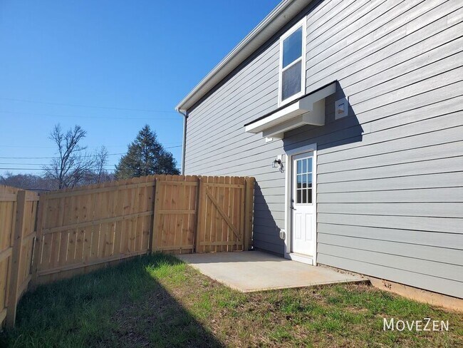 Building Photo - 14 Catawba Ave