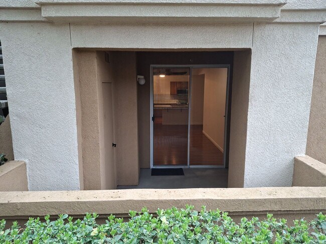 Building Photo - 501 Gibson Dr