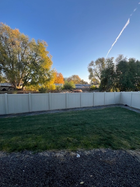 Building Photo - 3 Bed 2 Bath in Nampa!