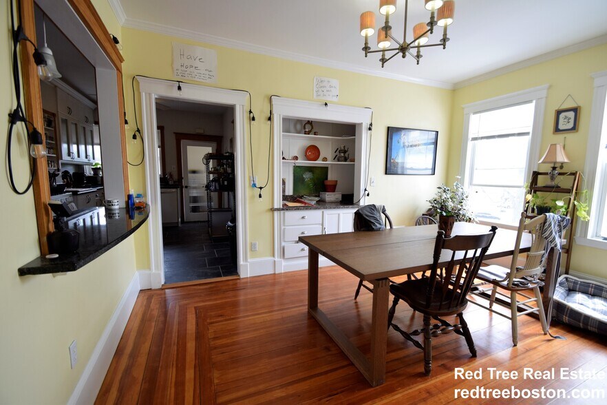 Building Photo - 29 Page St