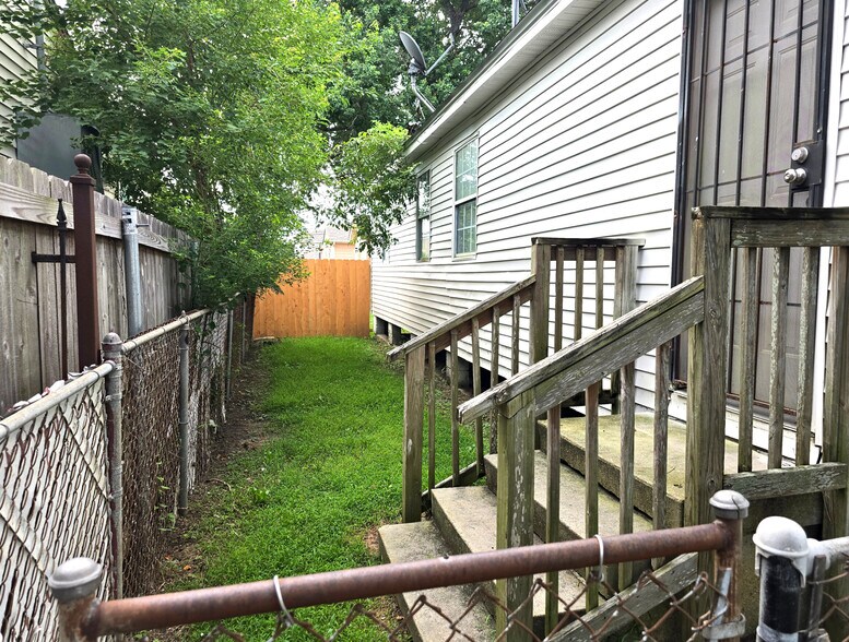 Building Photo - 5309 Wickfield Dr