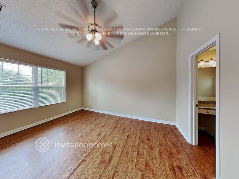 Building Photo - 938 Sentry Ct