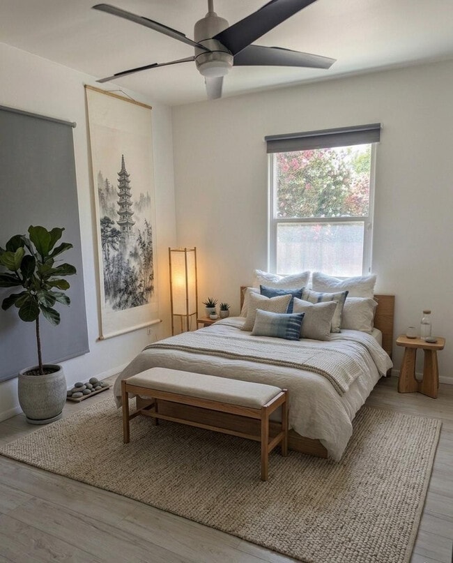 Building Photo - 1517 E Roosevelt St