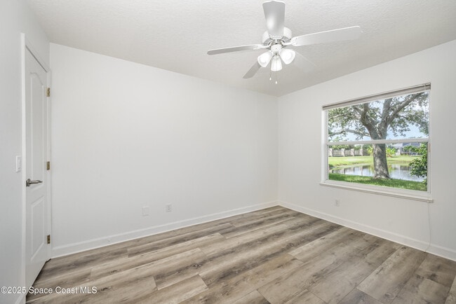 Building Photo - 4920 Somerville Dr